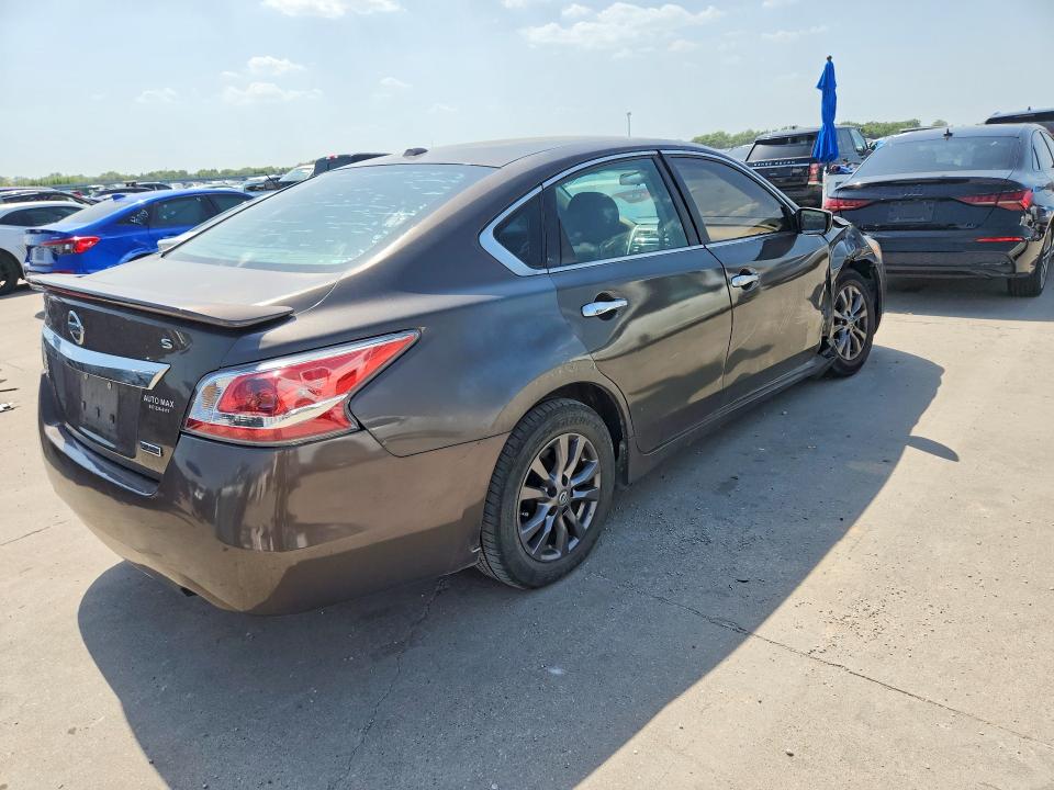 62101096 :رقم المزاد ، 1N4AL3APXFN921328 vin ، 2015 Nissan Altima مزاد بيع