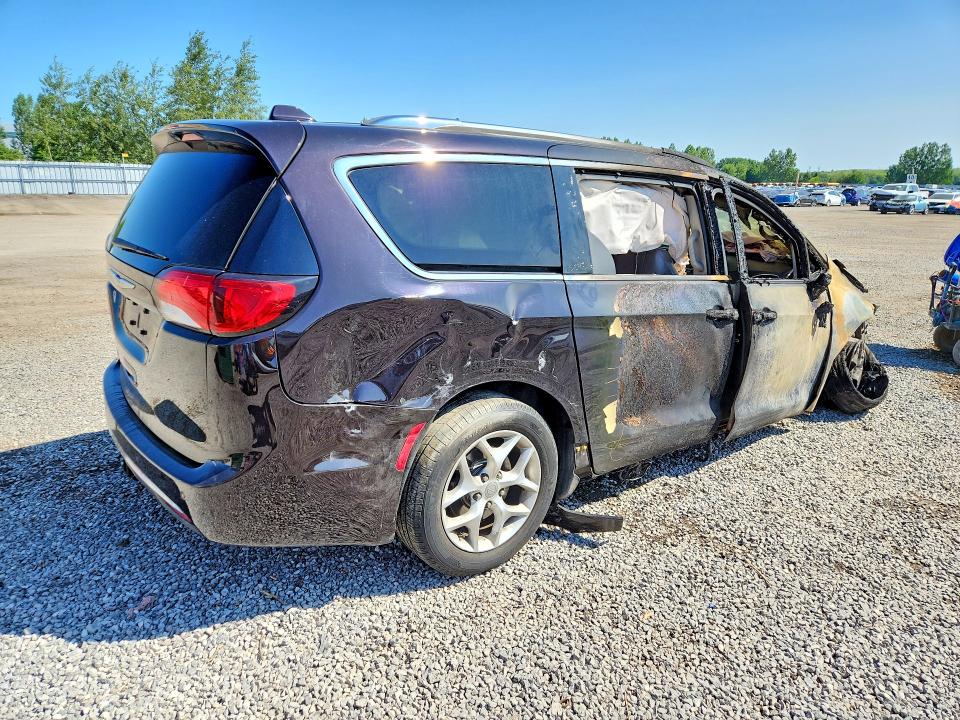 Продаж на аукціоні авто 2018 Chrysler Pacifica, vin: 2C4RC1EG7JR204716, номер лоту: 61913836