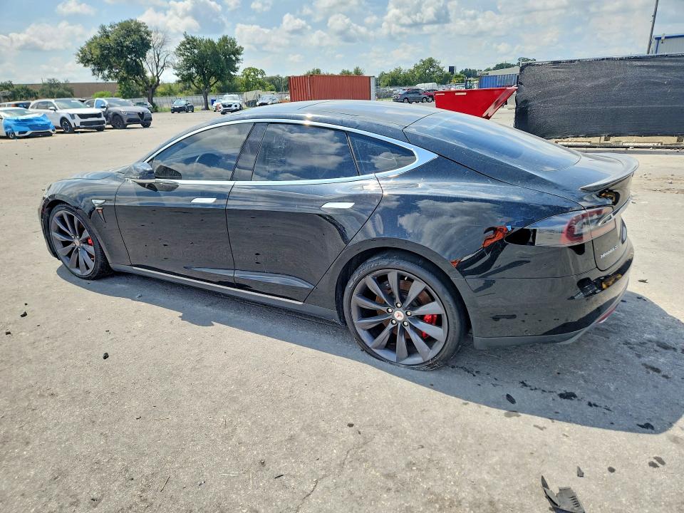 Продаж на аукціоні авто 2014 Tesla Model S, vin: 5YJSA1H25EFP64873, номер лоту: 63180066