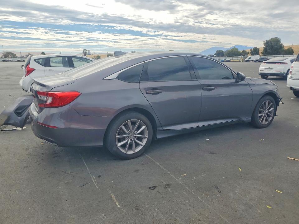 Продаж на аукціоні авто 2022 Honda Accord, vin: 1HGCV1F19NA007097, номер лоту: 61918056