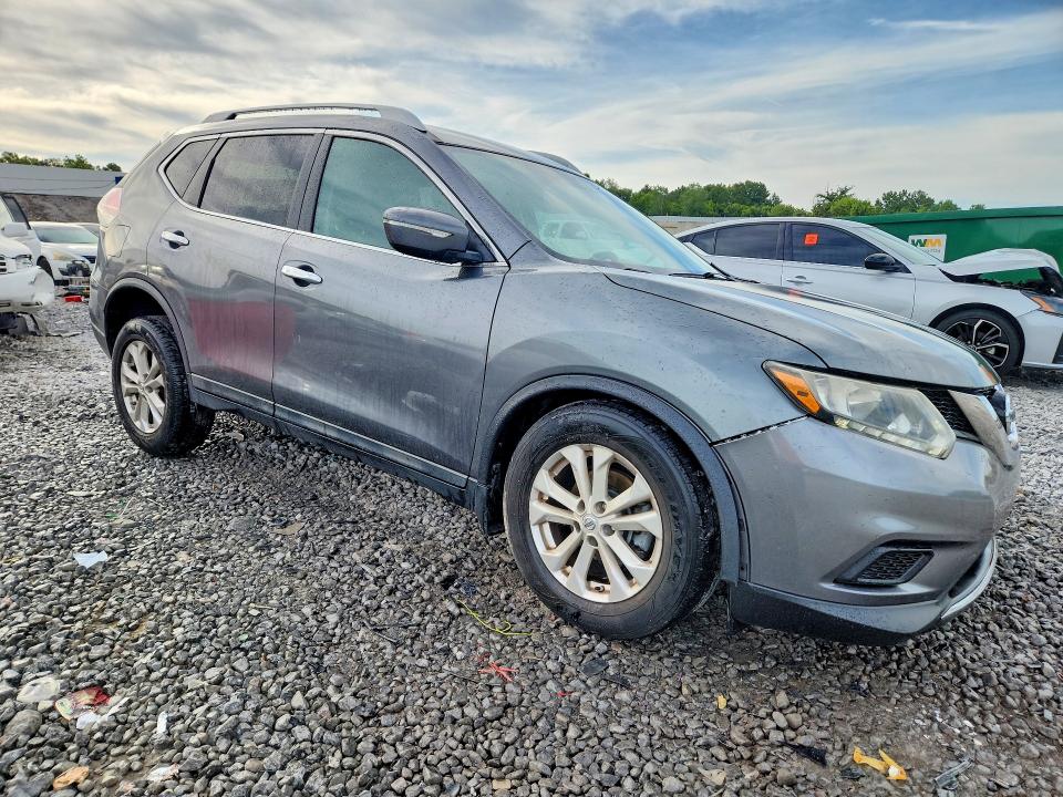 61887396 :رقم المزاد ، 5N1AT2MT4FC927582 vin ، 2015 Nissan Rogue مزاد بيع
