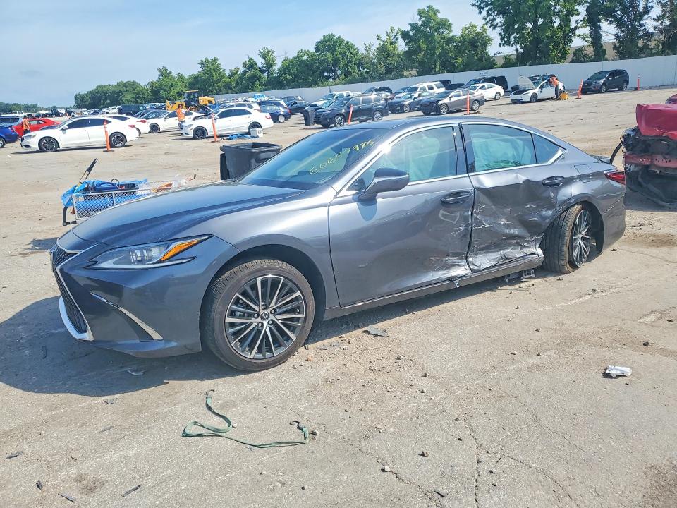 60647976 :رقم المزاد ، 58ADA1C17RU049294 vin ، 2024 Lexus Es 300h مزاد بيع