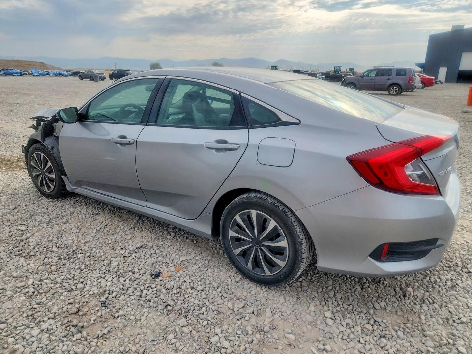 Продаж на аукціоні авто 2017 Honda Civic, vin: 2HGFC2F50HH511006, номер лоту: 60852256