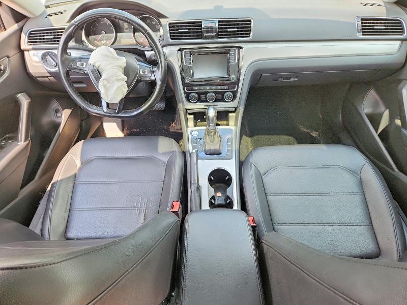 61925326 :رقم المزاد ، 1VWLA7A32KC006585 vin ، 2019 Volkswagen Passat مزاد بيع