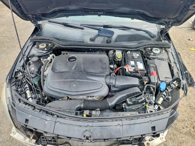 60672176 :رقم المزاد ، WDDSJ4EB5EN068611 vin ، 2014 Mercedes-benz Cla مزاد بيع