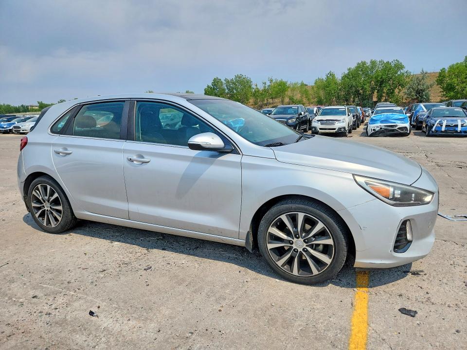 Продаж на аукціоні авто 2018 Hyundai Elantra Gt, vin: KMHH35LE3JU015905, номер лоту: 59002586