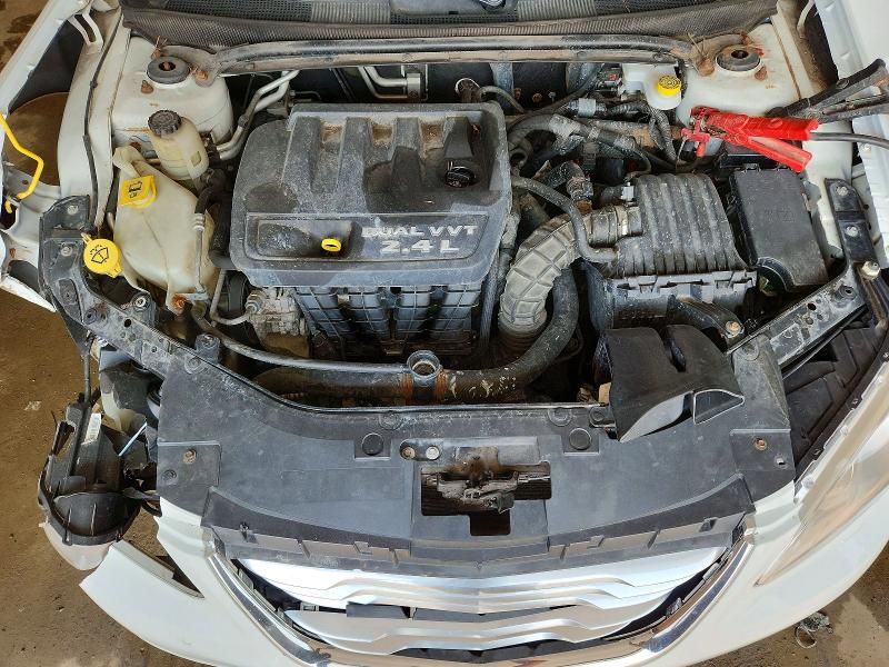 2013 Chrysler 200 მანქანა იყიდება აუქციონზე, vin: 1C3CCBBB1DN579835, აუქციონის ნომერი: 59601186