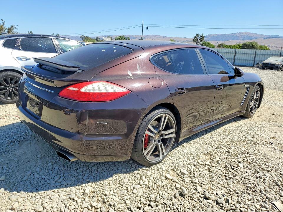 61385896 :رقم المزاد ، WP0AA2A79DL015125 vin ، 2013 Porsche Panamera مزاد بيع