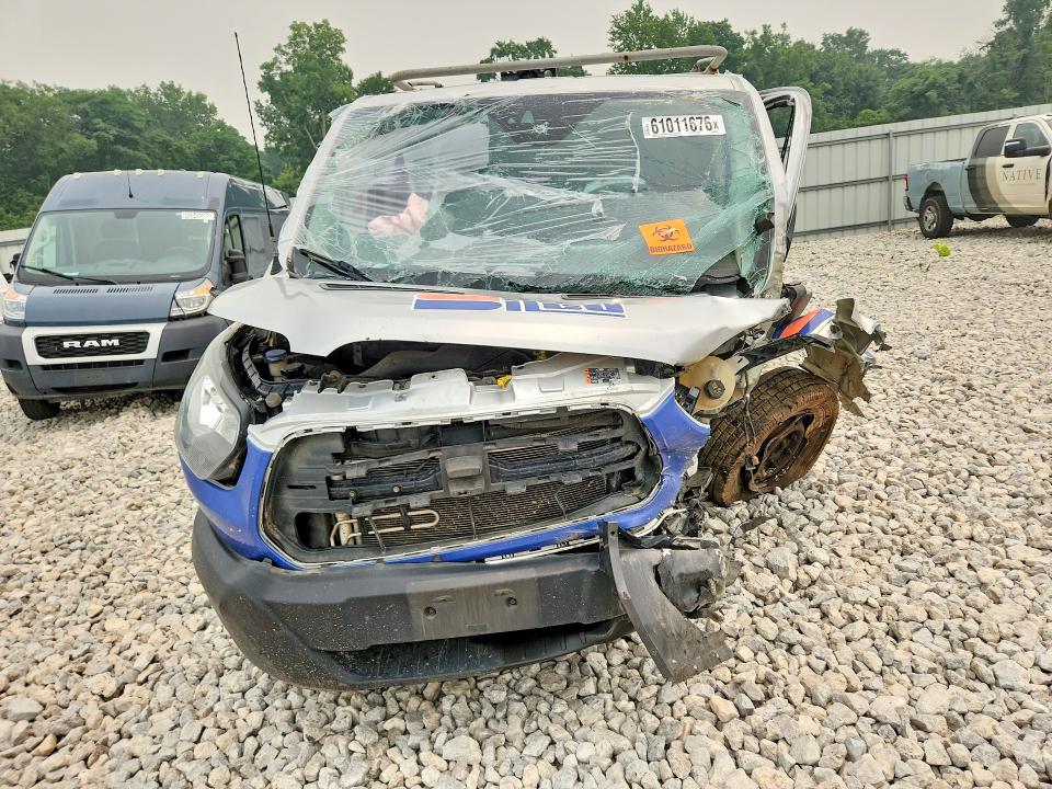 2019 Ford Transit მანქანა იყიდება აუქციონზე, vin: 1FTYR1ZM8KKA62323, აუქციონის ნომერი: 61011676