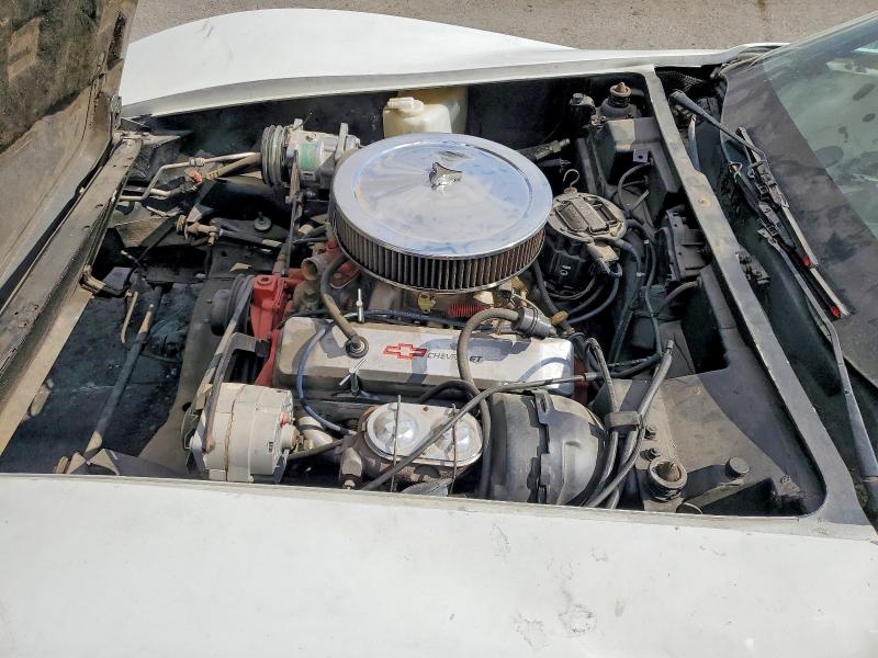 60477646 :رقم المزاد ، 1Z37J5S423691 vin ، 1975 Chevrolet Corvette مزاد بيع