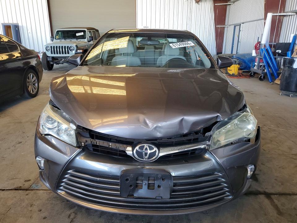 Aukcja sprzedaży 2015 Toyota Camry, vin: 4T1BF1FKXFU012157, numer aukcji: 61549066