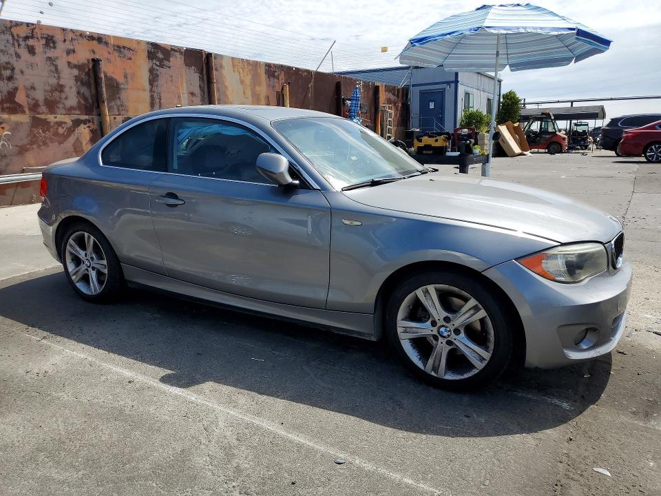 61892526 :رقم المزاد ، WBAUP9C56CVL91362 vin ، 2012 Bmw 128 مزاد بيع