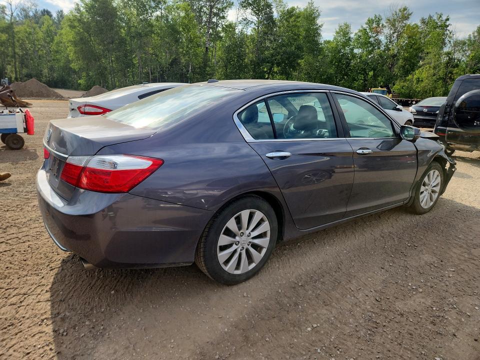 60307856 :رقم المزاد ، 1HGCR2F85FA802866 vin ، 2015 Honda Accord مزاد بيع