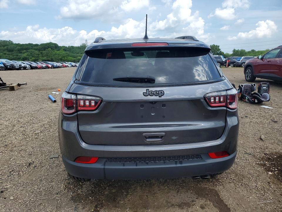 77249205 :رقم المزاد ، 3C4NJCBB6NT198273 vin ، 2022 Jeep Compass مزاد بيع
