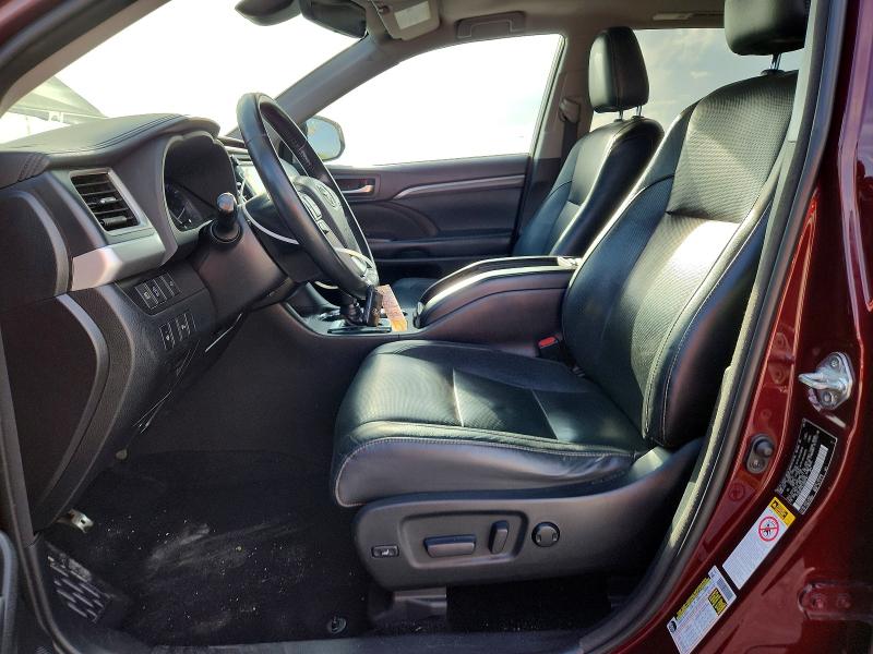 Продаж на аукціоні авто 2018 Toyota Highlander, vin: 5TDDZRFH6JS865742, номер лоту: 61999436