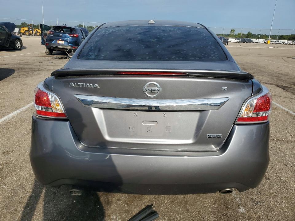2015 Nissan Altima მანქანა იყიდება აუქციონზე, vin: 1N4AL3APXFC464709, აუქციონის ნომერი: 62426106