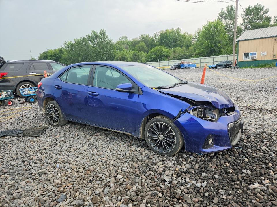 61554866 :رقم المزاد ، 5YFBURHE8FP210121 vin ، 2015 Toyota Corolla مزاد بيع
