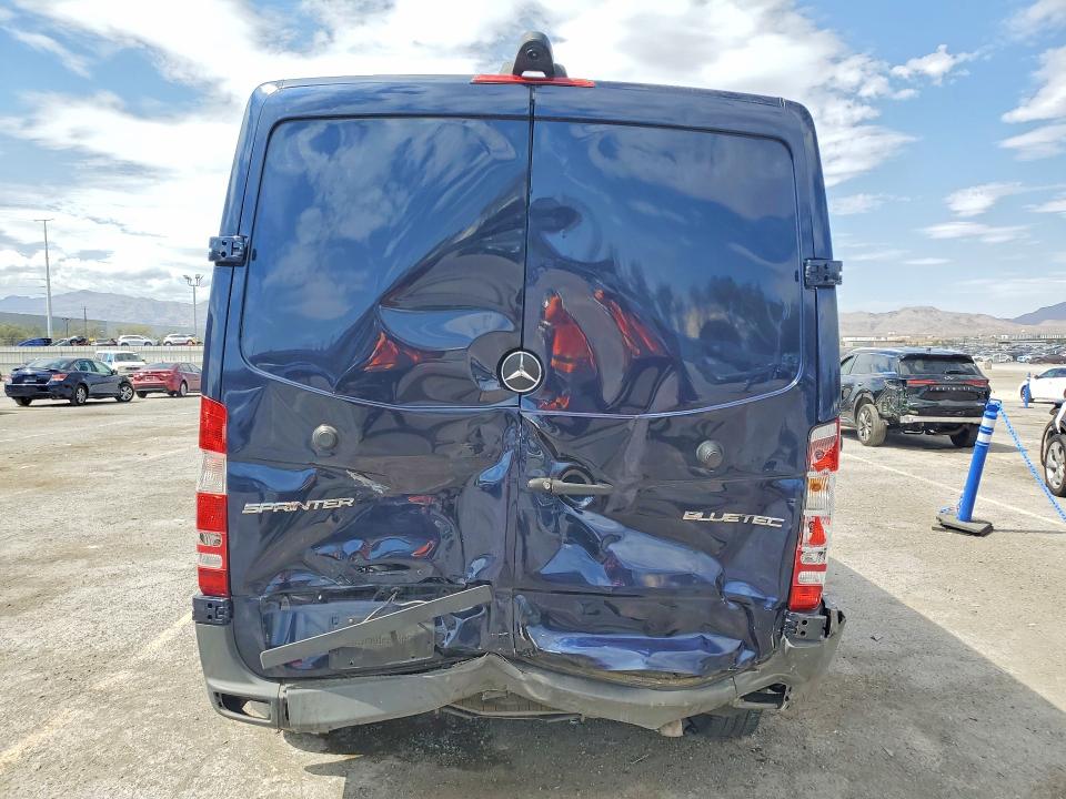 2016 Mercedes-benz Sprinter მანქანა იყიდება აუქციონზე, vin: WD3PE7DD4GP272892, აუქციონის ნომერი: 60212136
