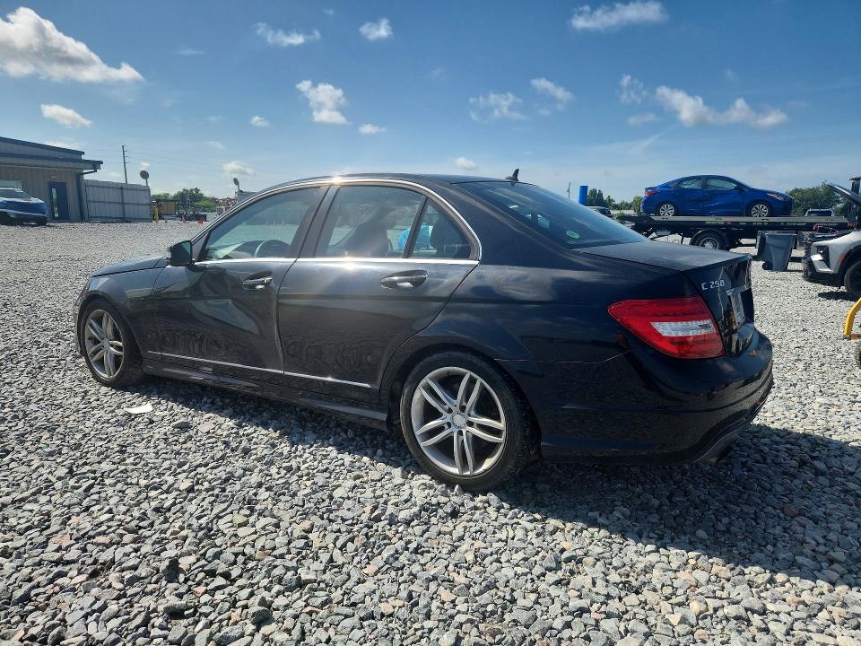 59583646 :رقم المزاد ، WDDGF4HB2EA937711 vin ، 2014 Mercedes-benz C مزاد بيع