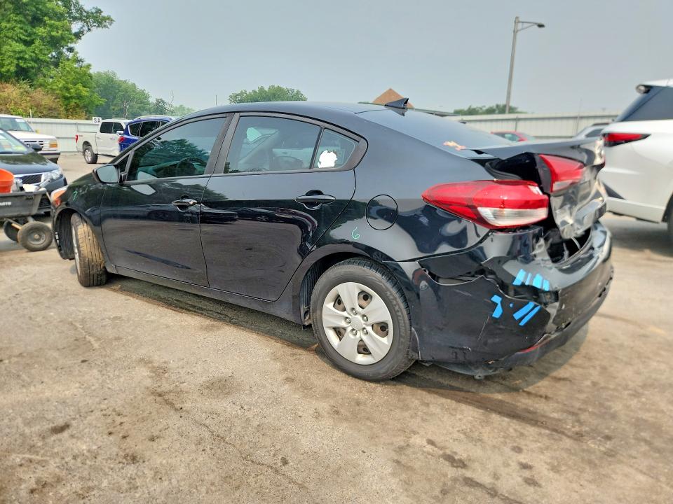 2018 Kia Forte მანქანა იყიდება აუქციონზე, vin: 3KPFL4A70JE248794, აუქციონის ნომერი: 60945326