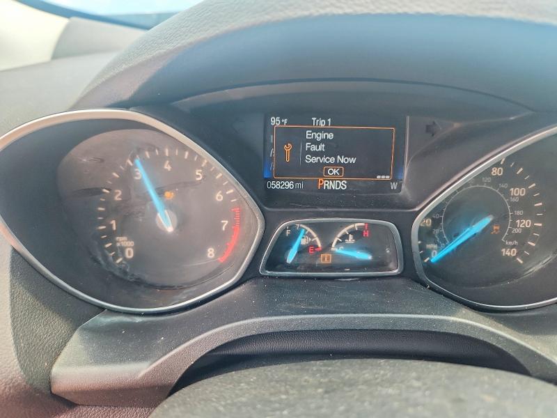 Продажа на аукционе авто 2017 Ford Escape, vin: 1FMCU9GD5HUE50242, номер лота: 61006386