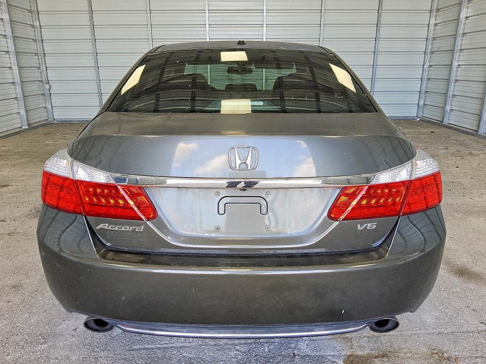 Продаж на аукціоні авто 2013 Honda Accord, vin: 1HGCR3F8XDA008965, номер лоту: 61216396