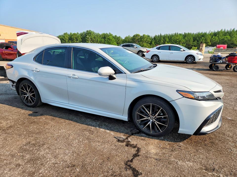 Aukcja sprzedaży 2023 Toyota Camry, vin: 4T1G11AK0PU090122, numer aukcji: 63136336