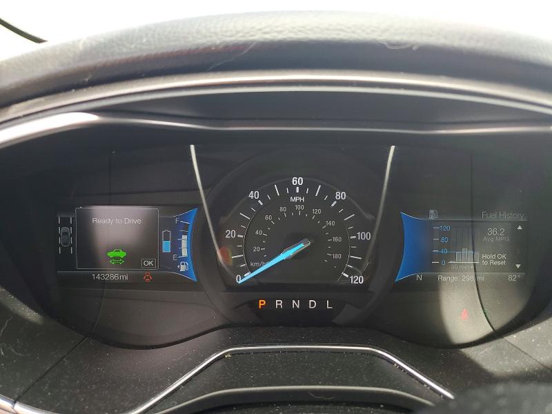 60626286 :رقم المزاد ، 3FA6P0PU9HR277584 vin ، 2017 Ford Fusion مزاد بيع