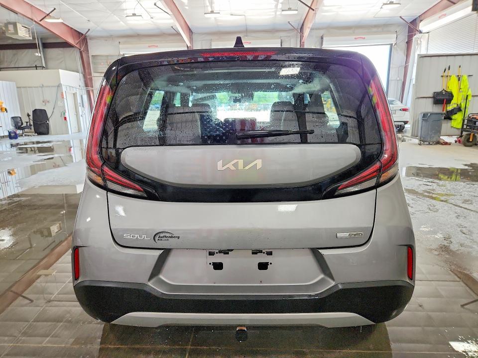2023 Kia Soul მანქანა იყიდება აუქციონზე, vin: KNDJ33AU4P7871287, აუქციონის ნომერი: 63198536