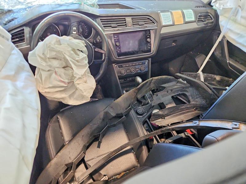 60755756 :رقم المزاد ، 3VV2B7AX3LM134608 vin ، 2020 Volkswagen Tiguan مزاد بيع