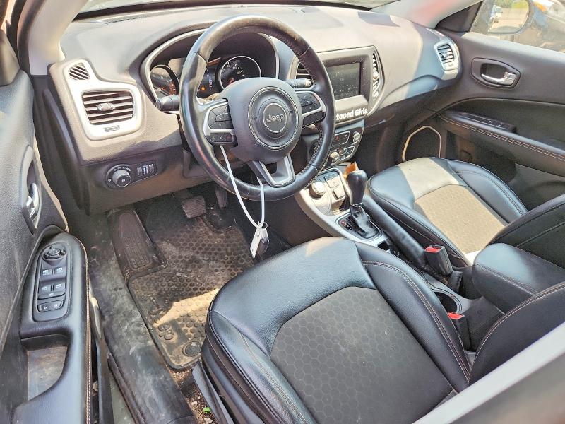 61071876 :رقم المزاد ، 3C4NJDBB3LT115563 vin ، 2020 Jeep Compass مزاد بيع
