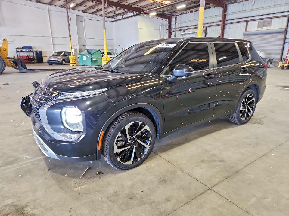 63538396 :رقم المزاد ، JA4J3UA85PZ025127 vin ، 2023 Mitsubishi Outlander مزاد بيع