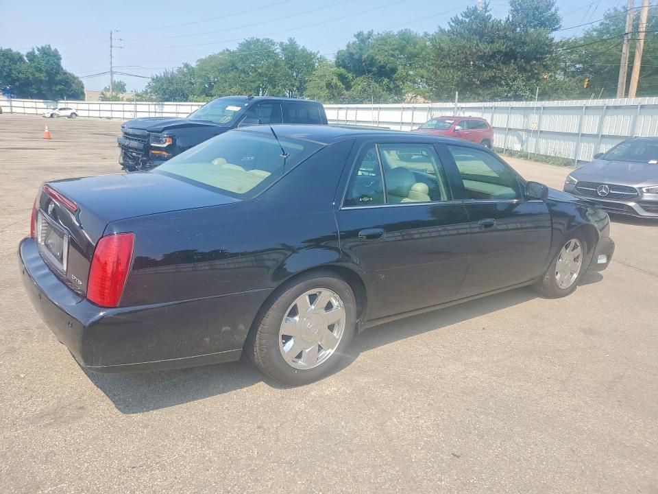 61026916 :رقم المزاد ، 1G6KF57922U280687 vin ، 2002 Cadillac Deville مزاد بيع