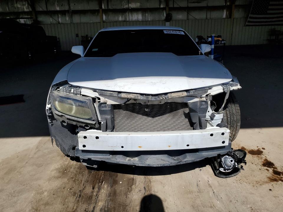 60245916 :رقم المزاد ، 2G1FC1E34F9106775 vin ، 2015 Chevrolet Camaro مزاد بيع