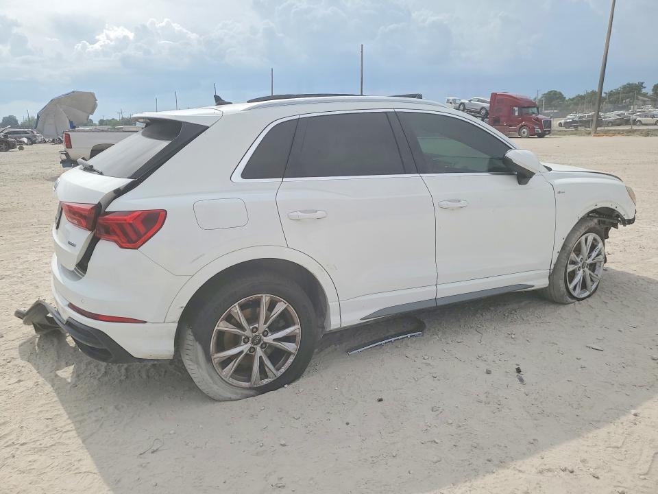 Продажа на аукционе авто 2021 Audi Q3, vin: WA1DECF37M1021203, номер лота: 62755736
