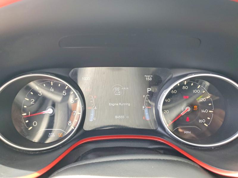 59805476 :رقم المزاد ، 3C4NJDDB0JT168649 vin ، 2018 Jeep Compass مزاد بيع