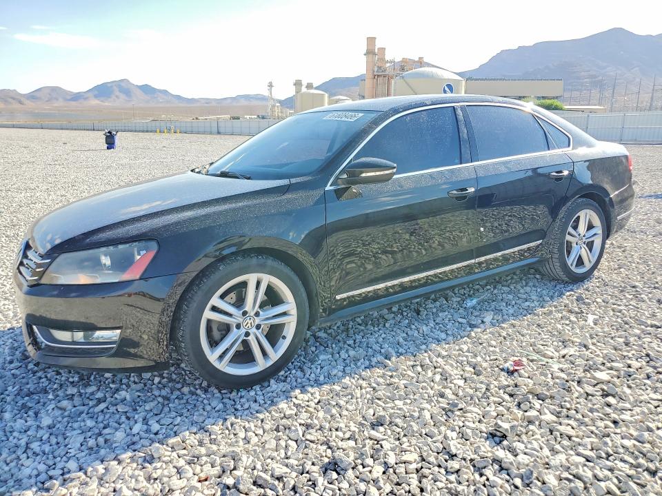 2012 Volkswagen Passat მანქანა იყიდება აუქციონზე, vin: 1VWCN7A36CC010323, აუქციონის ნომერი: 61808466