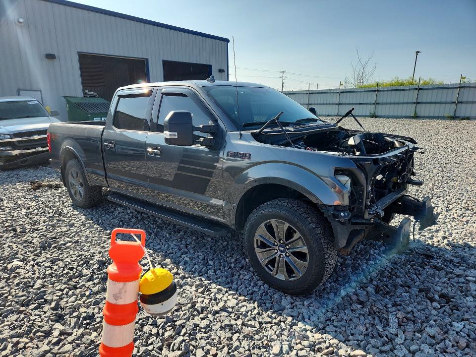 Продаж на аукціоні авто 2018 Ford F150, vin: 1FTFW1E55JFD63900, номер лоту: 61588066