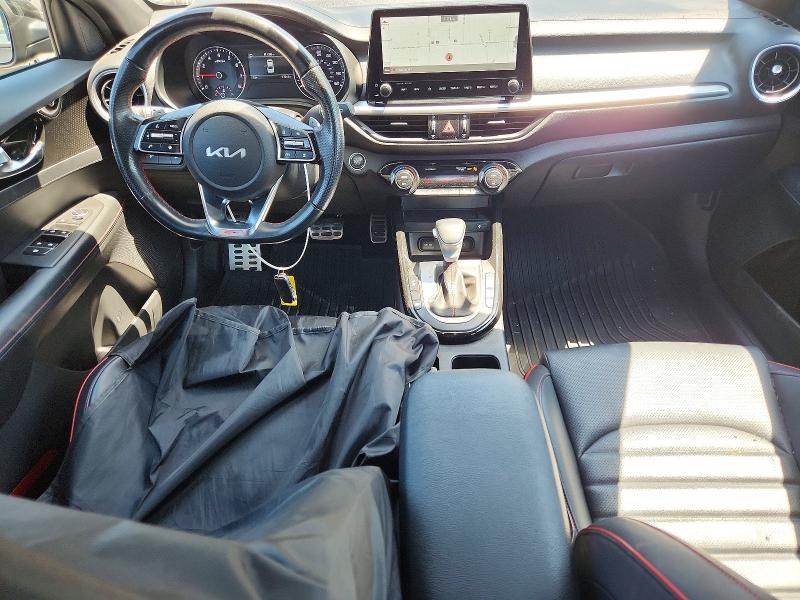 2022 Kia Forte მანქანა იყიდება აუქციონზე, vin: 3KPF44AC0NE456304, აუქციონის ნომერი: 59957406