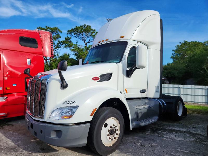 2018 Peterbilt 579 მანქანა იყიდება აუქციონზე, vin: 1XPBA48X4JD478137, აუქციონის ნომერი: 57913146