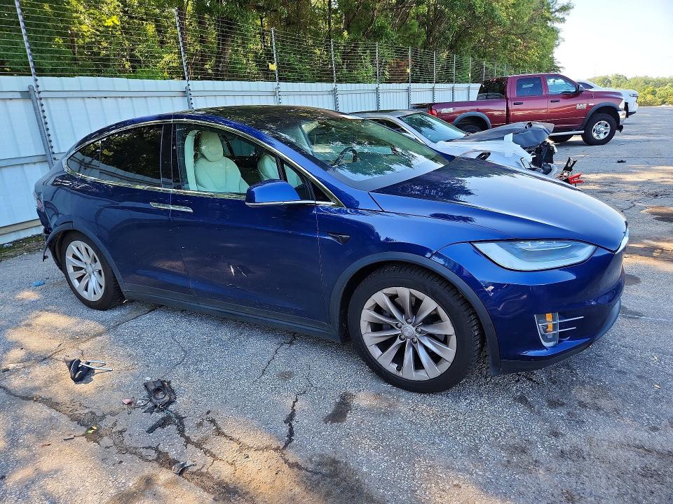 Aukcja sprzedaży 2017 Tesla Model X, vin: 5YJXCBE2XHF077371, numer aukcji: 61357976