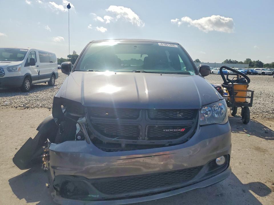 2018 Dodge Grand Caravan მანქანა იყიდება აუქციონზე, vin: 2C4RDGBG8JR243917, აუქციონის ნომერი: 61861466