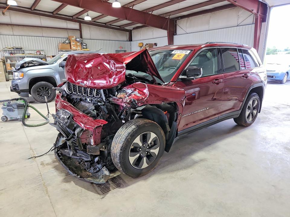 61713276 :رقم المزاد ، 1C4RJYB61N8742341 vin ، 2022 Jeep Grand Cherokee مزاد بيع