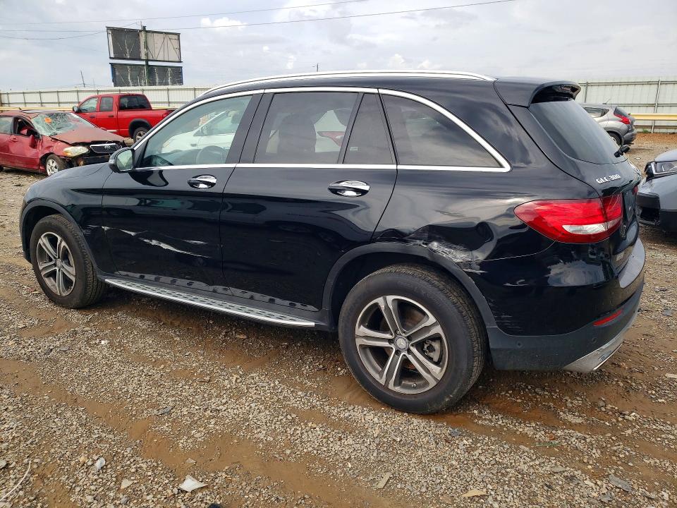 62021106 :رقم المزاد ، WDC0G4KB3GF077271 vin ، 2016 Mercedes-benz Glc مزاد بيع