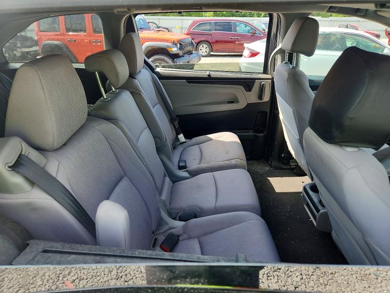 60445676 :رقم المزاد ، 5FNRL6H52KB013497 vin ، 2019 Honda Odyssey مزاد بيع