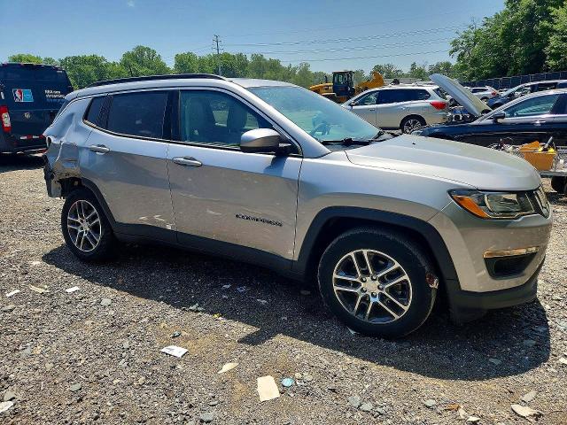 58890746 :رقم المزاد ، 3C4NJCBB5JT495190 vin ، 2018 Jeep Compass مزاد بيع