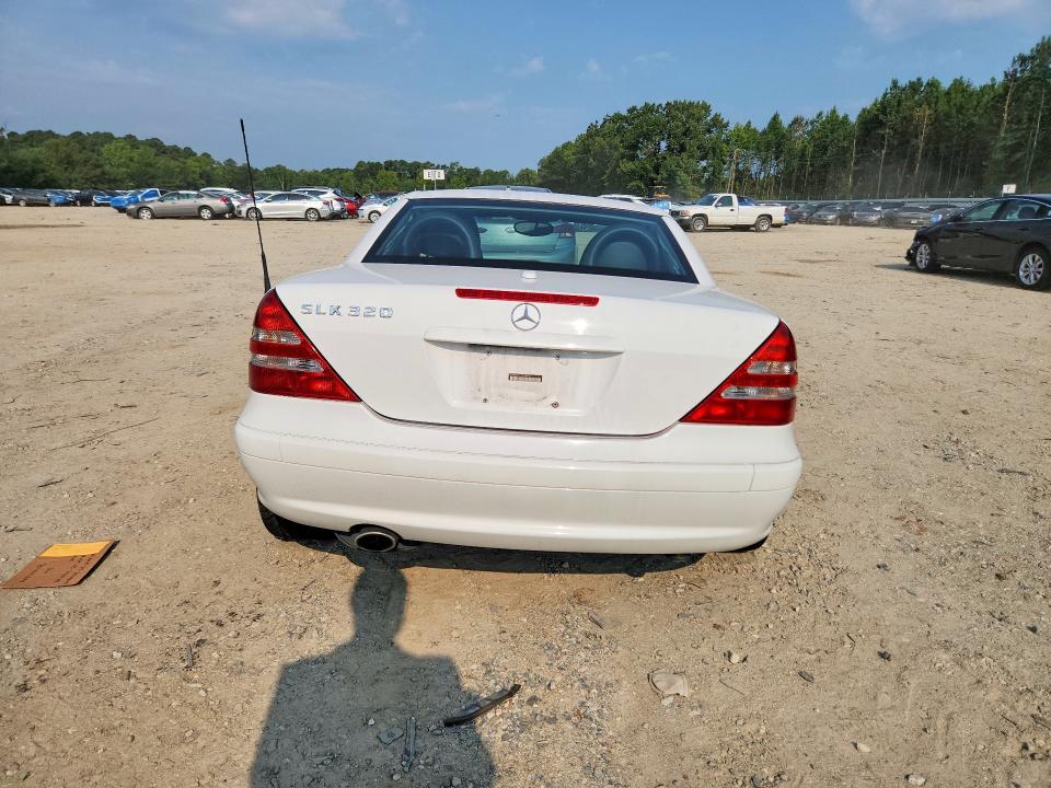 Продаж на аукціоні авто 2001 Mercedes-benz Slk, vin: WDBKK65F11F209862, номер лоту: 62401206