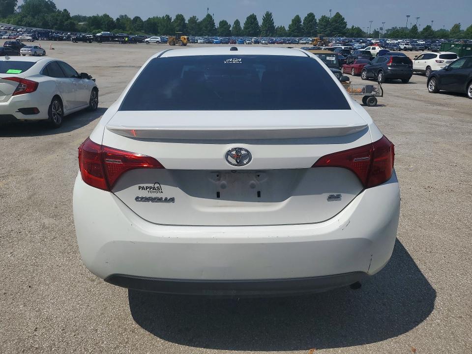 Aukcja sprzedaży 2017 Toyota Corolla, vin: 5YFBURHE1HP690747, numer aukcji: 61743566