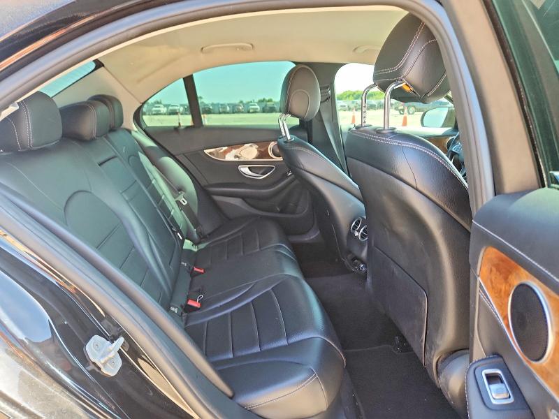 62893376 :رقم المزاد ، 55SWF4JBXGU108801 vin ، 2016 Mercedes-benz C مزاد بيع