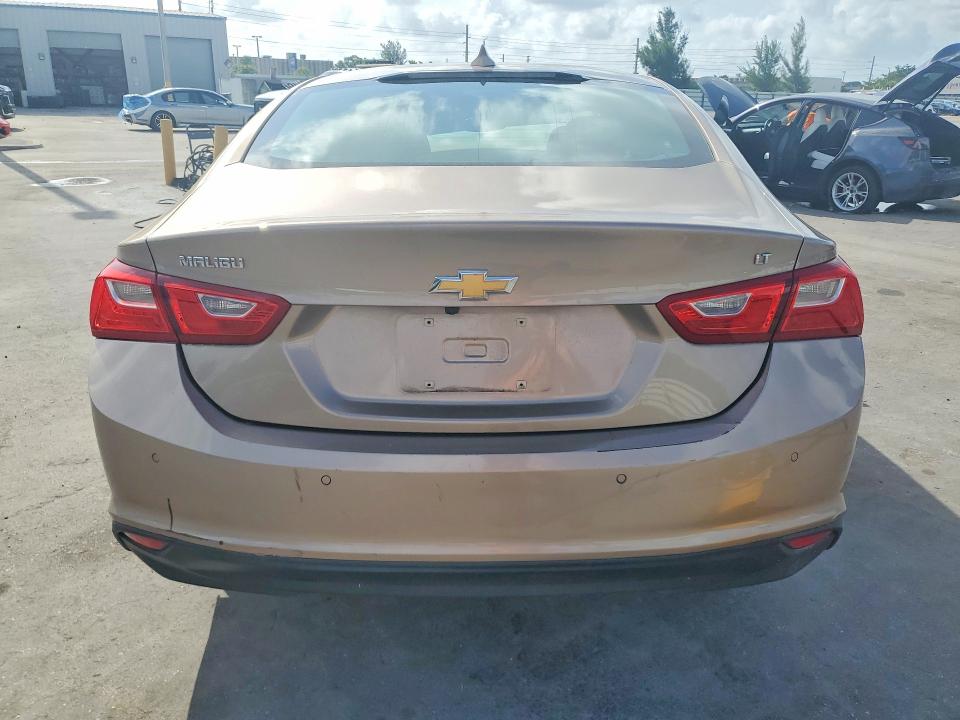 Продажа на аукционе авто 2018 Chevrolet Malibu, vin: 1G1ZD5ST8JF270133, номер лота: 61422816